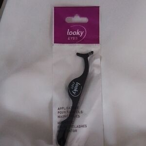 Looky Eyes Magnetic Eyelash Applicator - Black